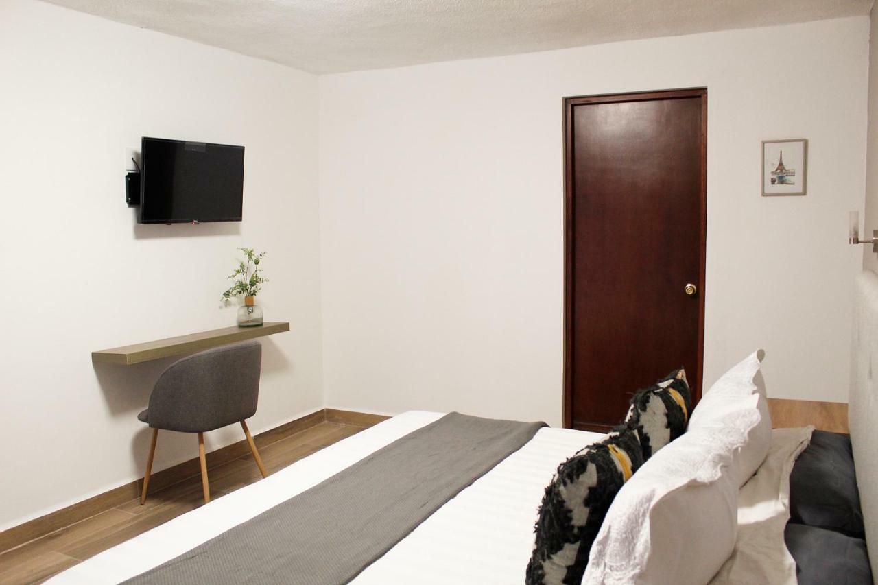 Suites Ciento 37 León Eksteriør bilde