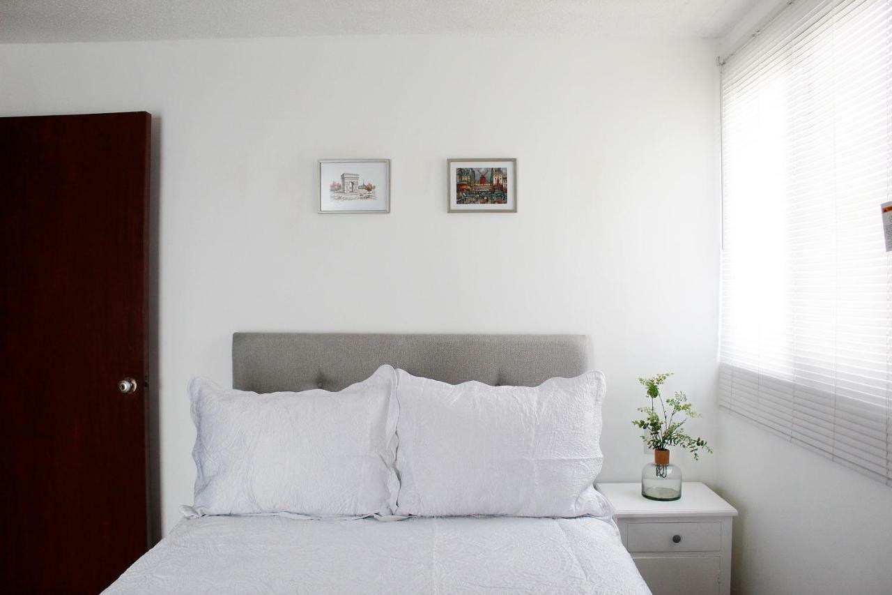 Suites Ciento 37 León Eksteriør bilde