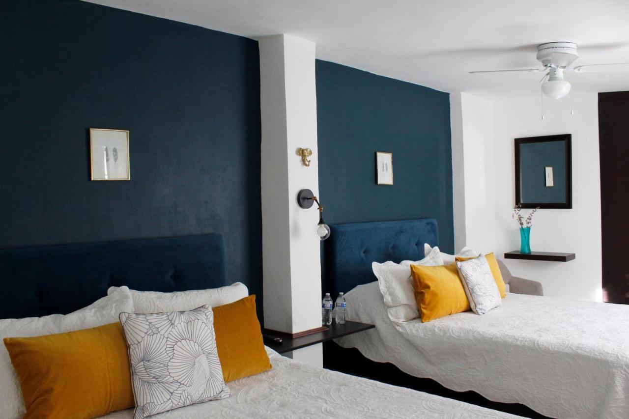 Suites Ciento 37 León Eksteriør bilde